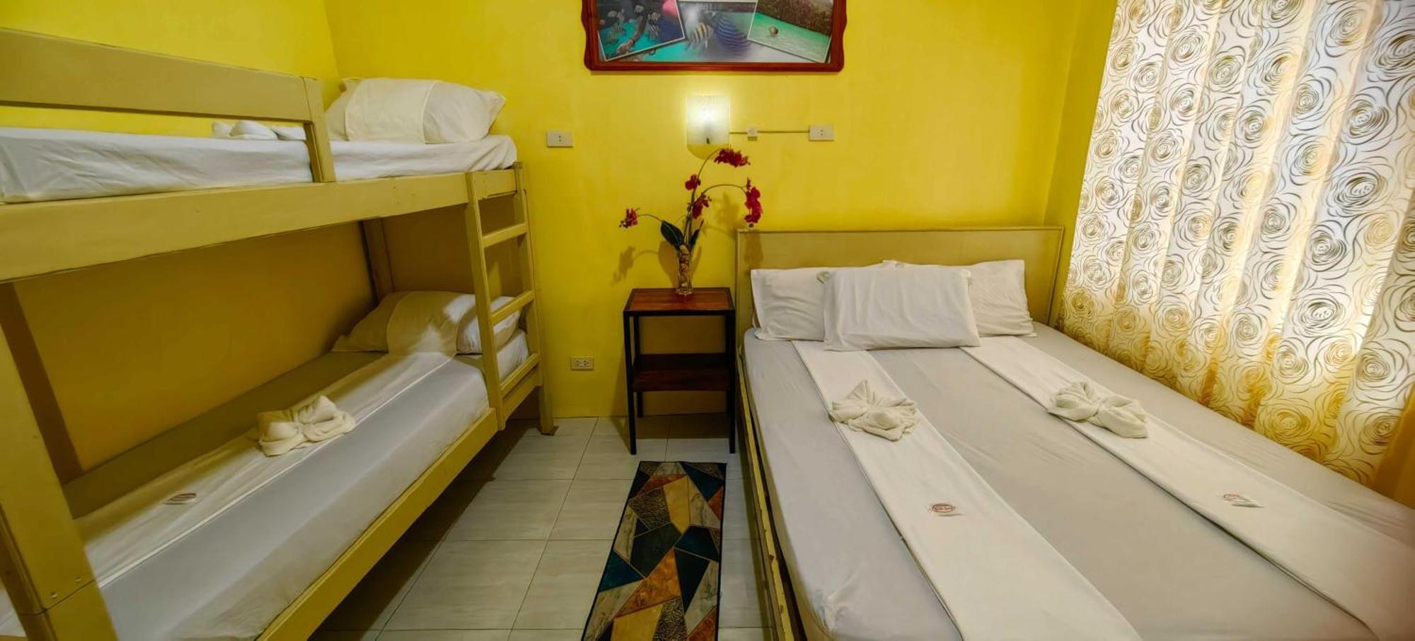 Las Residencias Bed And Breakfast Puerto Princesa Exterior photo