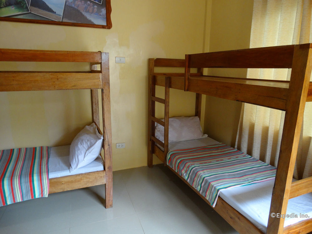 Las Residencias Bed And Breakfast Puerto Princesa Exterior photo